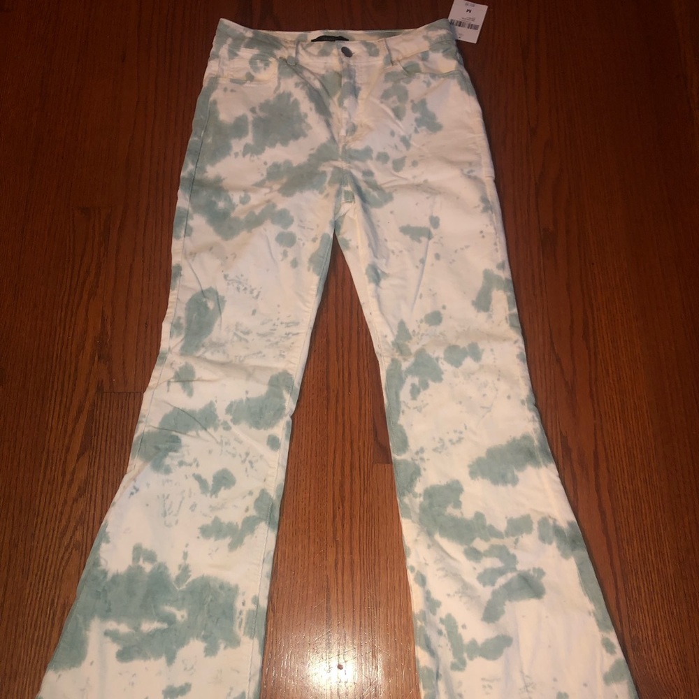 Tye dye print flares!